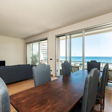 100m Dal Mare - Centro Citta Апартаменты *